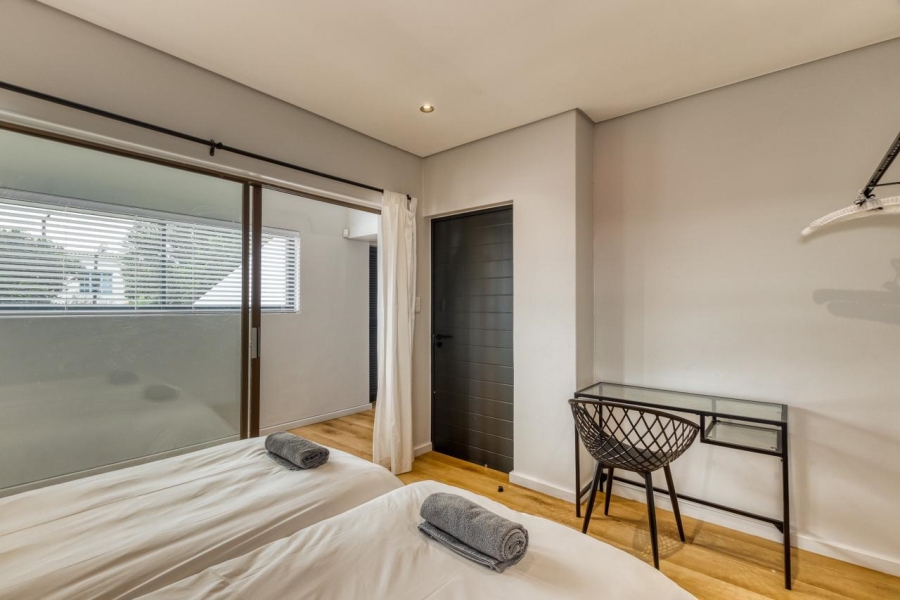 5 Bedroom Property for Sale in Sandbaai Western Cape